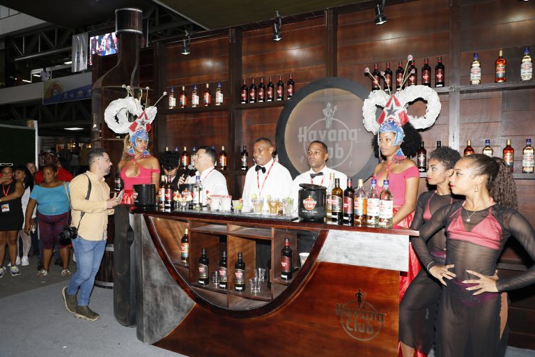 Ron Ligero Havana Club celebra las tradiciones en la cuna Santiaguera  